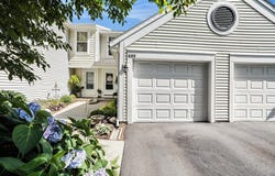 695 Sun Chase Drive, Holland, MI 49424