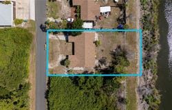 1825 SHADOW Lane, ENGLEWOOD, FL 34224