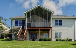 960 Ryan Court, Crown Point, IN 46307