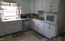 2100 S Lakeview Drive, Newport, NC 28570