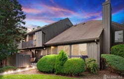 438 Westgate Drive, Edison, NJ 08820