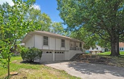 13300 Palmer Avenue, Grandview, MO 64030