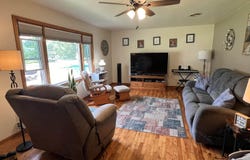 204 E Fillmore Avenue, Fairfield, IA 52556