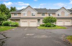 28 Florence Way, Farmington, CT 06032