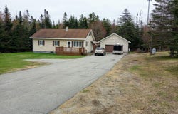 21 Adams Lane, Newcomb, NY 12852