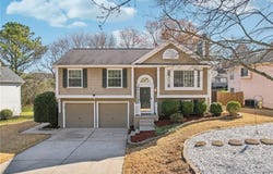 10475 Willow Meadow Circle, Alpharetta, GA 30022