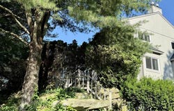 14 Duchess Path, Uxbridge, MA 01569