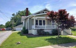 910 S WEBSTER Street, Harrisburg, IL 62946