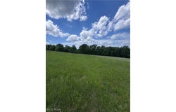 Johnson Ridge Road, Stockport, OH 43787