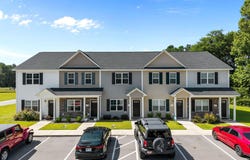 5 Jaydn Drive W, Jacksonville, NC 28546