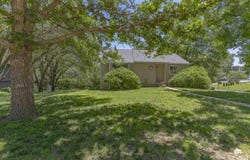 724 DeHoff Drive, Manhattan, KS 66502