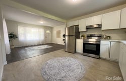 608 E 11th Street, Newton, NC 28658