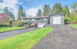 59887 WESTHILL Rd, StHelens, OR 97051