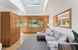8 Park Lane, Hampton Bays, NY 11946