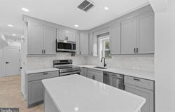 290 OXFORD VALLEY ROAD, YARDLEY, PA 19067