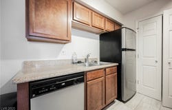 3135 S Mojave Road, Las Vegas, NV 89121