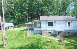 4530 Green Valley Road, Huntington, WV 25701