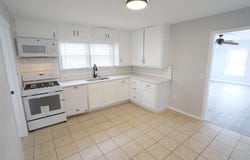 1020 S Adams Street, McGregor, TX 76657