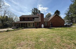 4175  St. Rt 146 E, Vienna, IL 62995