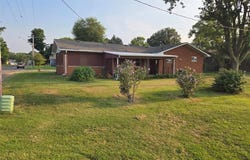 1311 Slade Street, Carlyle, IL 62231