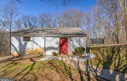 8016 SHIPMADILLY LN, WARRENTON, VA 20186