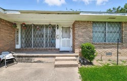 204 N Preston Street, Whitney, TX 76692