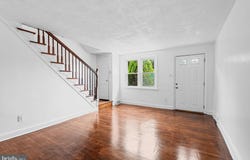 230 W WASHINGTON AVENUE, CLIFTON HEIGHTS, PA 19018