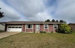 1032 W Elm Street, Lake City, MN 55041