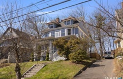 83 Kenyon Street, Hartford, CT 06105