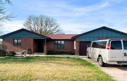 1305 E Mary Street, Garden City, KS 67846