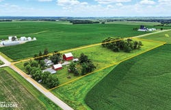 2295 Ocean Ave., Wilton, IA 52778