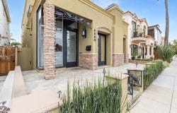 5580 E Saint Irmo Walk, Long Beach, CA 90803