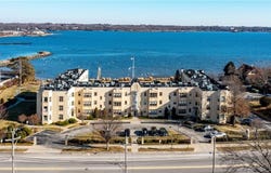 1180 Narragansett Boulevard, Cranston, RI 02905