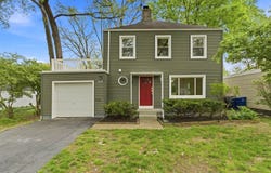 142 South Gould Road, Columbus, OH 43209
