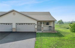 1725 Ponderosa Lane, New Richmond, WI 54017