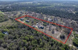 194 Williams Ln, Cedar Creek, TX 78612