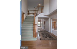 16 BODINE DRIVE, CRANBURY, NJ 08512