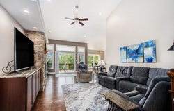 2805 Westwind Drive, Valparaiso, IN 46385