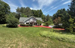 1210 Mountain Road, East Jordan, MI 49727
