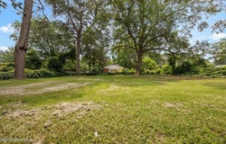 1955 Banks School Road, Kinston, NC 28504