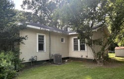 2305 Grenada Boulevard, Greenwood, MS 38930