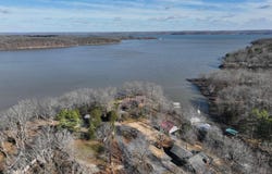 134 Kit Carson Ln, Benton, KY 42025