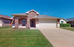 9144 Saint Barts Road, Fort Worth, TX 76123