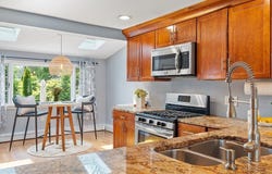 9 Crescent Avenue, Lynnfield, MA 01940