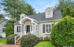 157 Hulls Highway, Fairfield, CT 06890