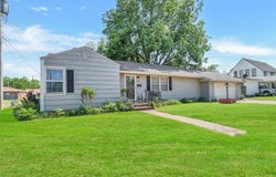 214 E Van Buren Street, Mangum, OK 73554