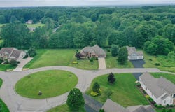 285 Saint Andrews, Cortland, OH 44410