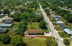 1903 Avenue N, Fort Pierce, FL 34950