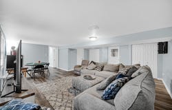 9628 Crestwood Avenue, Munster, IN 46321