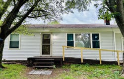 136 Anna Dr, Rineyville, KY 40162